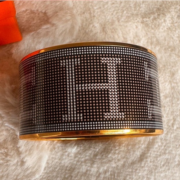 AUTHENTIC Hermes Paris bangle bracelet - new/never worn - Picture 3 of 3